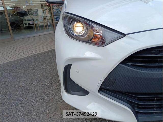 Toyota YARIS 2022-06 7061551-4