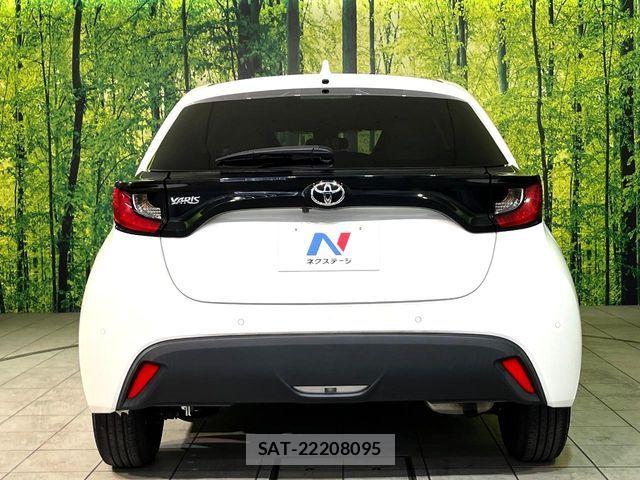 Toyota YARIS 2020-09 7061549-14