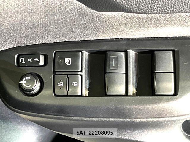 Toyota YARIS 2020-09 7061549-6