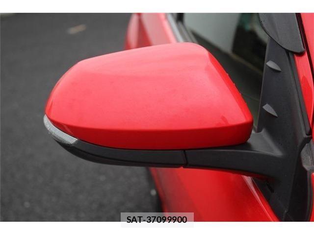 Toyota YARIS 2022-03 7061547-14