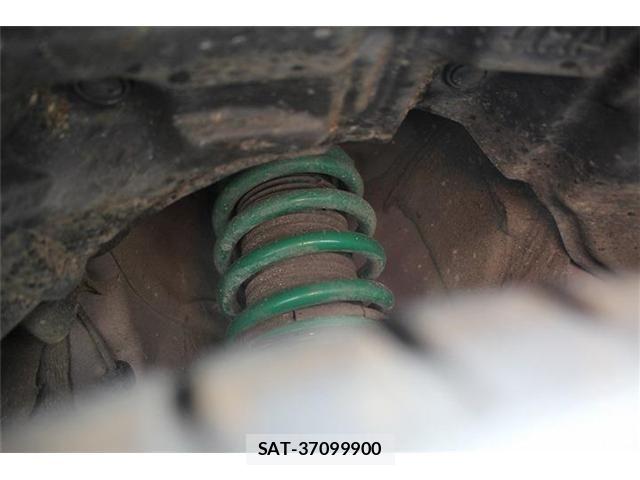 Toyota YARIS 2022-03 7061547-15