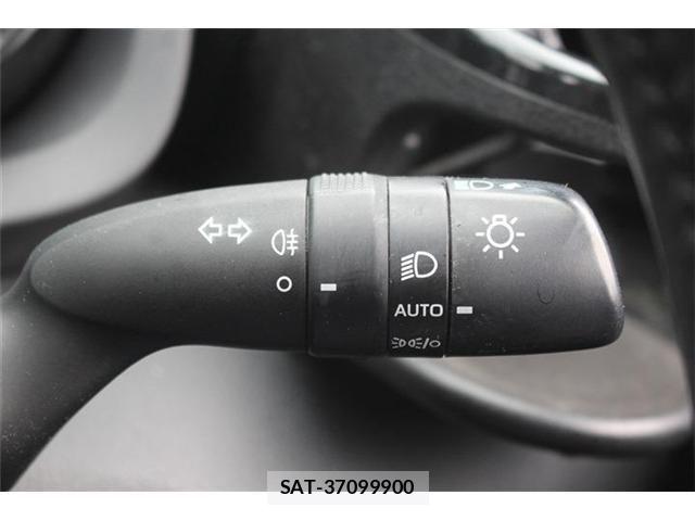 Toyota YARIS 2022-03 7061547-22