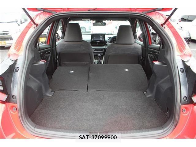 Toyota YARIS 2022-03 7061547-27