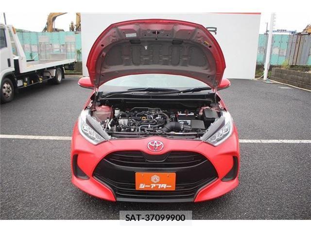Toyota YARIS 2022-03 7061547-28