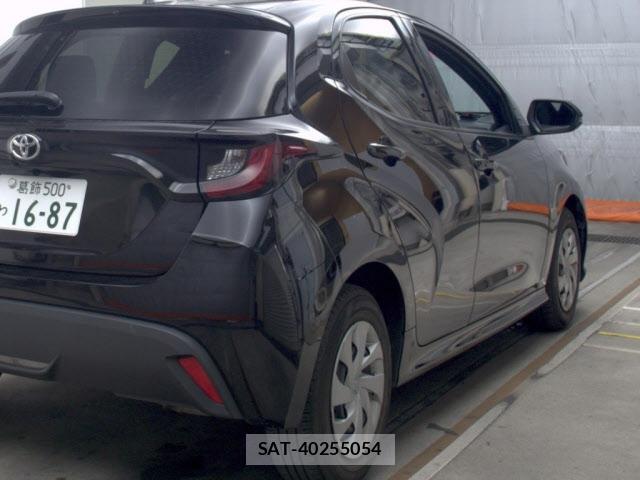 Toyota YARIS 2023 7075125-3