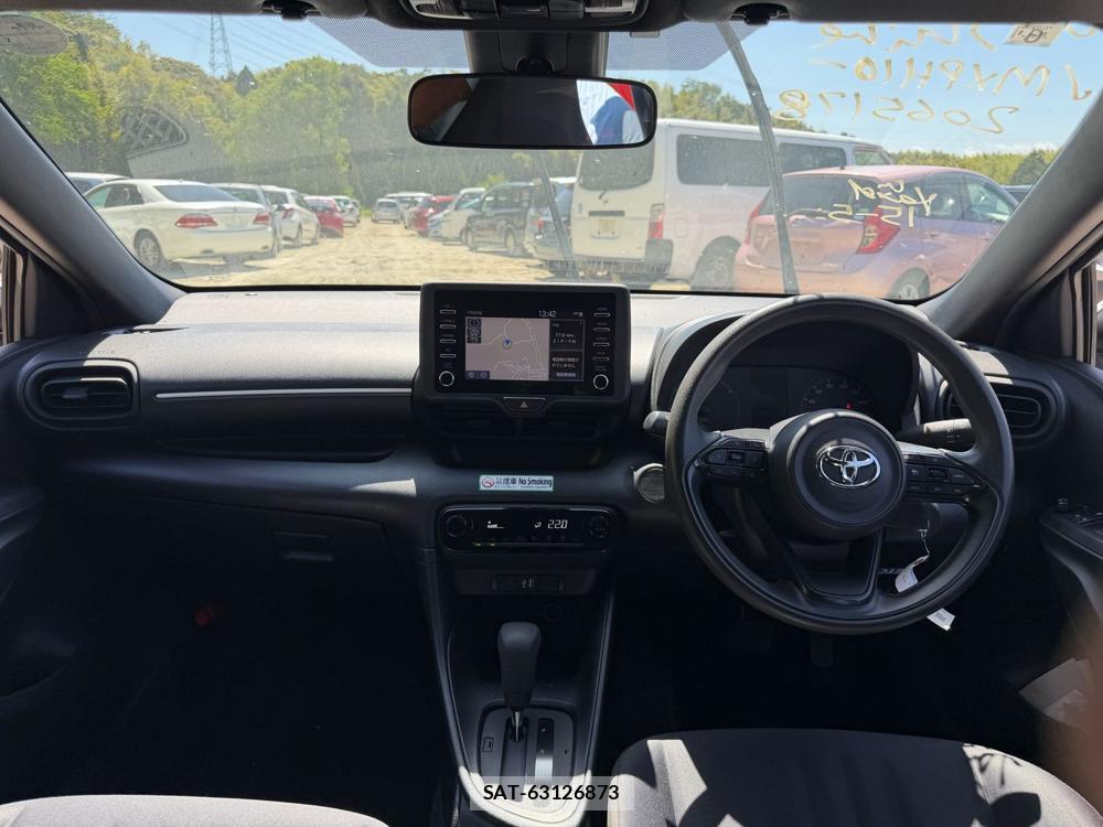 Toyota YARIS 2021 6713476-12