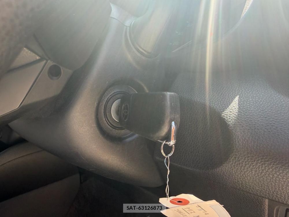 Toyota YARIS 2021 6713476-15