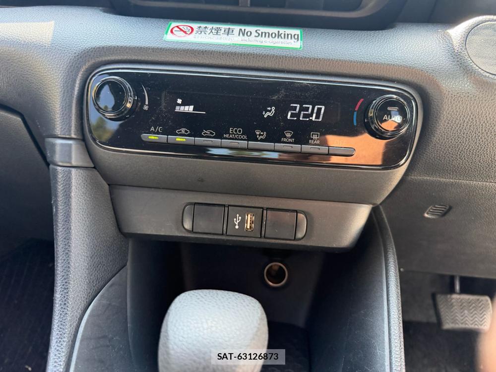 Toyota YARIS 2021 6713476-17