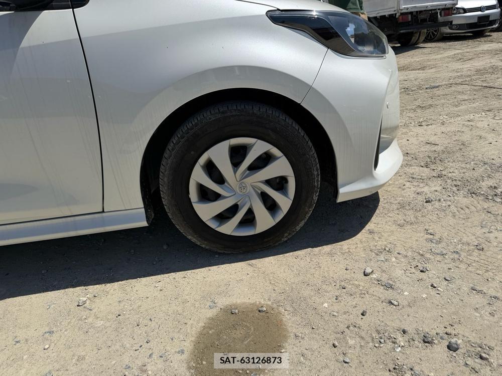 Toyota YARIS 2021 6713476-28