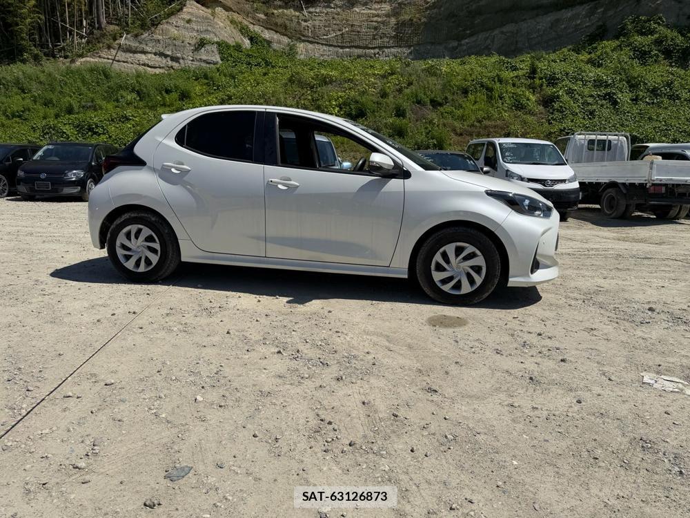 Toyota YARIS 2021 6713476-5