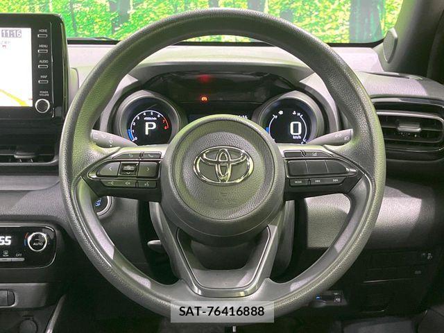 Toyota YARIS 2021-03 7227699-7