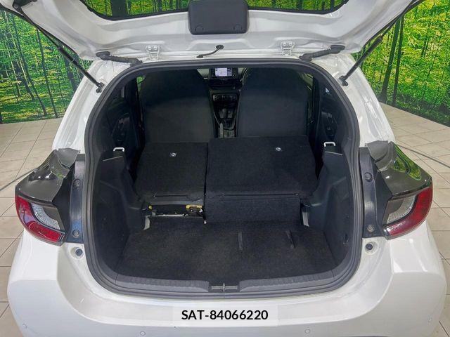 Toyota YARIS 2021-06 7227703-9