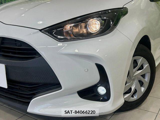 Toyota YARIS 2021-06 7227703-11