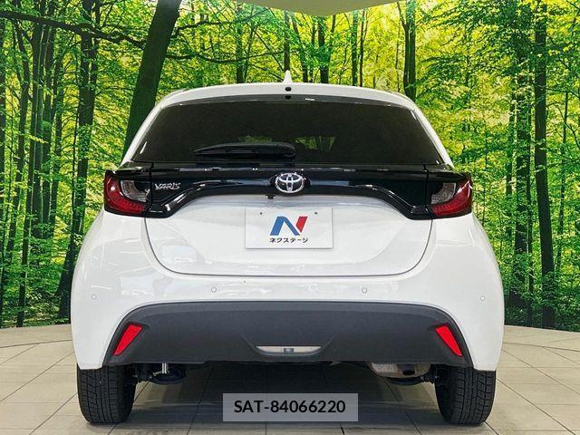 Toyota YARIS 2021-06 7227703-13