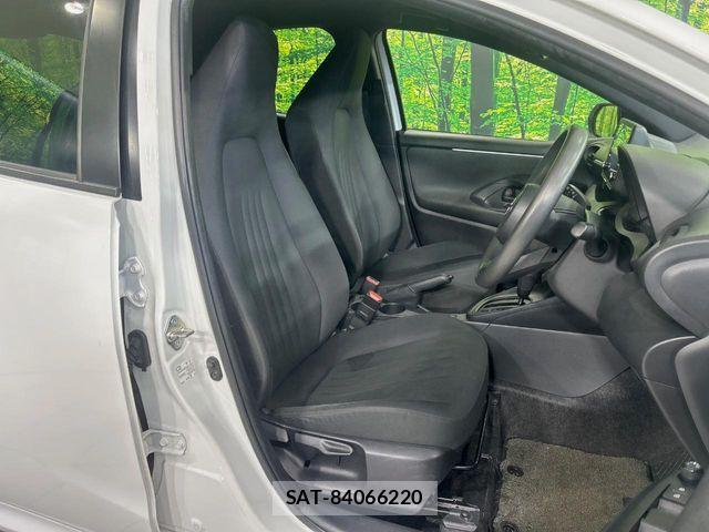 Toyota YARIS 2021-06 7227703-7