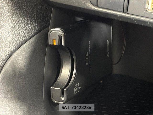Toyota YARIS 2020-07 7227694-5