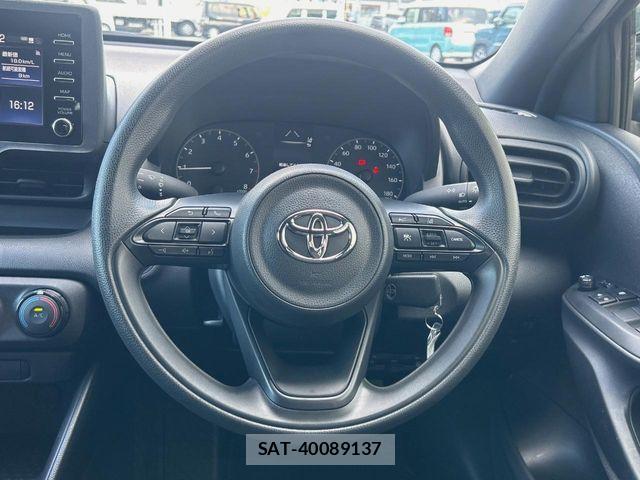 Toyota YARIS 2020-07 7227689-10