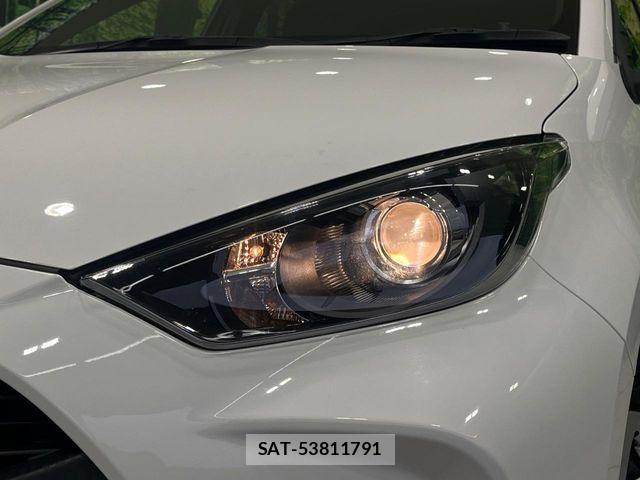 Toyota YARIS 2020-07 7227691-11