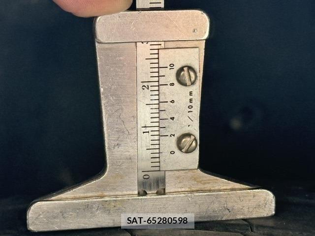 Toyota YARIS 2022-05 7227717-19