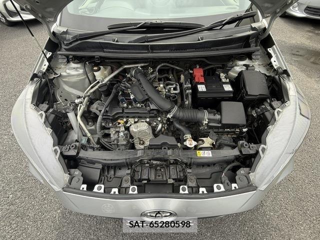 Toyota YARIS 2022-05 7227717-26