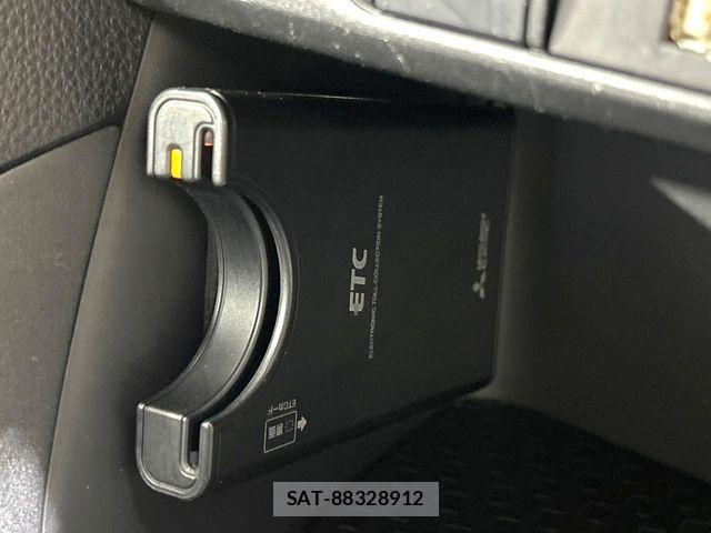 Toyota YARIS 2020-07 7227690-4