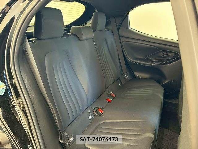 Toyota YARIS 2023-05 7227713-10