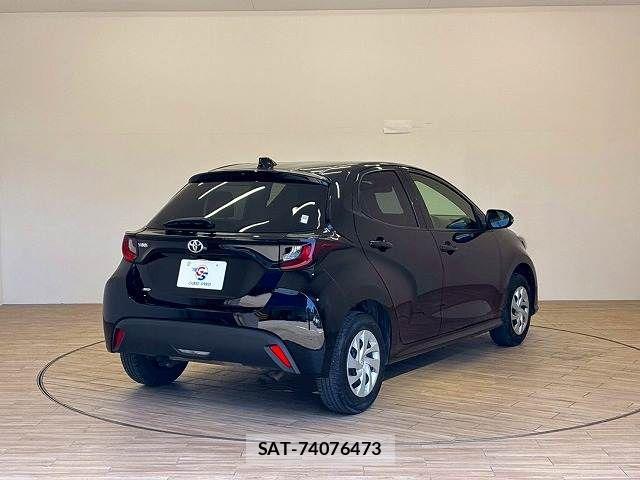 Toyota YARIS 2023-05 7227713-15