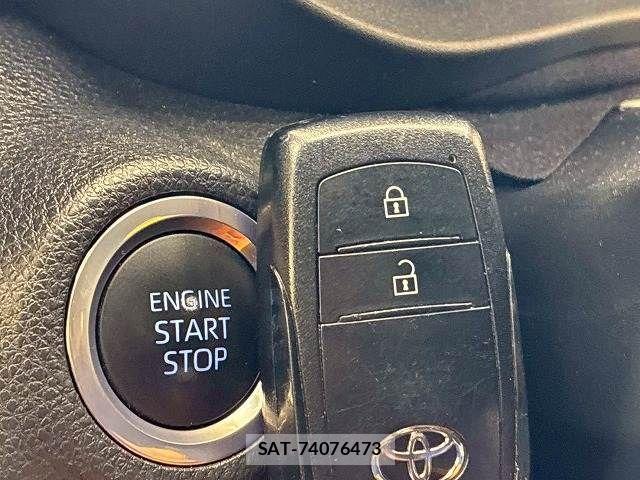 Toyota YARIS 2023-05 7227713-8