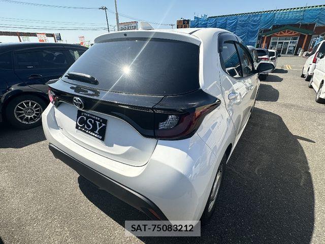 Toyota YARIS 2021-03 7227704-2