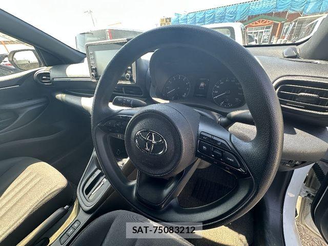 Toyota YARIS 2021-03 7227704-5