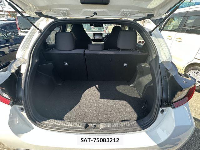 Toyota YARIS 2021-03 7227704-7