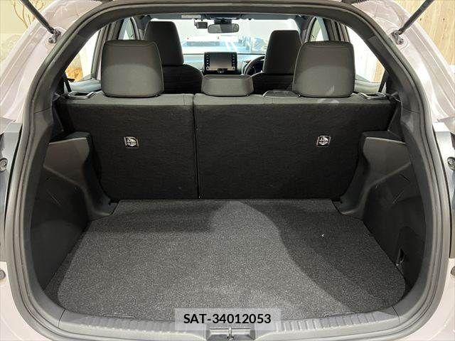 Toyota YARIS 2020-07 7227688-10