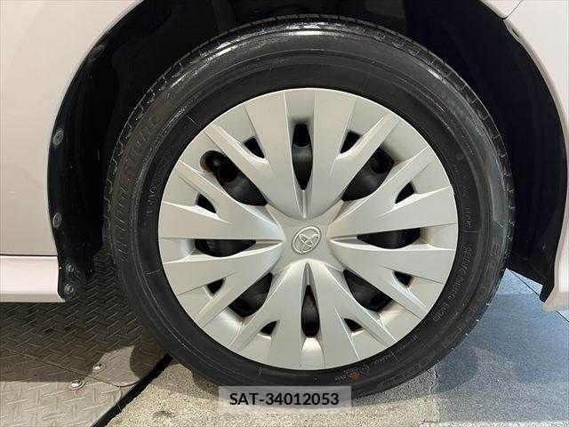 Toyota YARIS 2020-07 7227688-13