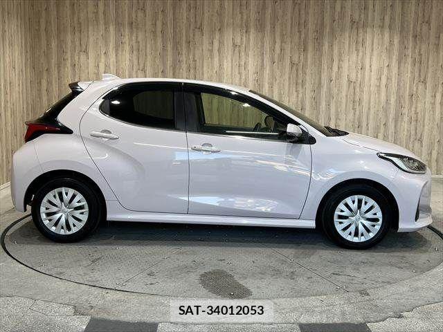 Toyota YARIS 2020-07 7227688-16