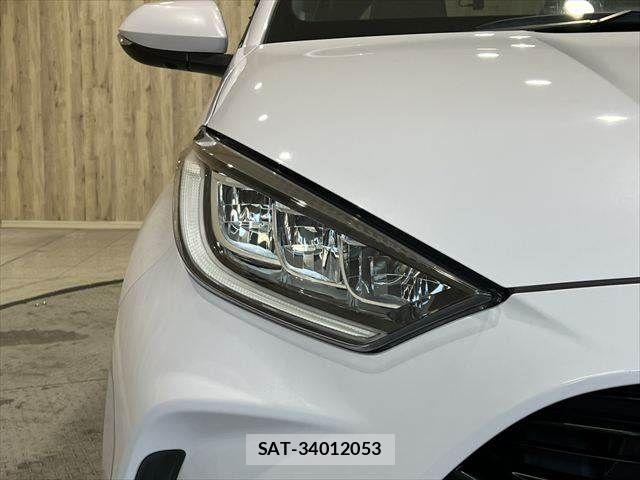 Toyota YARIS 2020-07 7227688-23