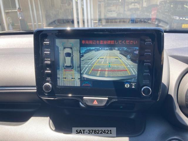 Toyota YARIS 2020-04 7227683-23
