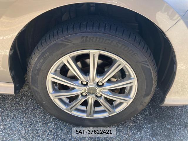 Toyota YARIS 2020-04 7227683-7