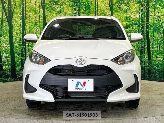 Toyota YARIS 2021-02 7227696-12