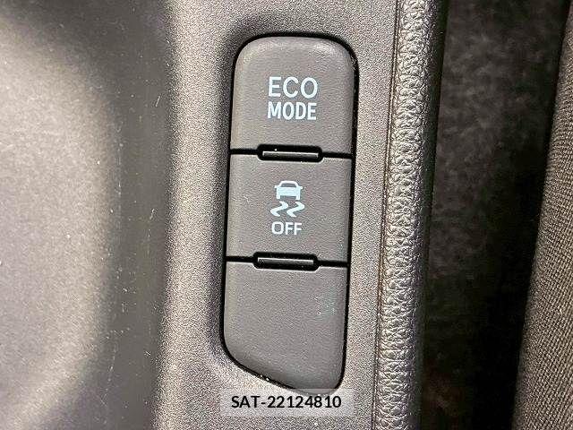 Toyota YARIS 2022-07 7227711-9
