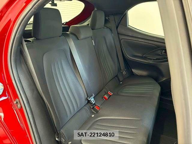 Toyota YARIS 2022-07 7227711-11
