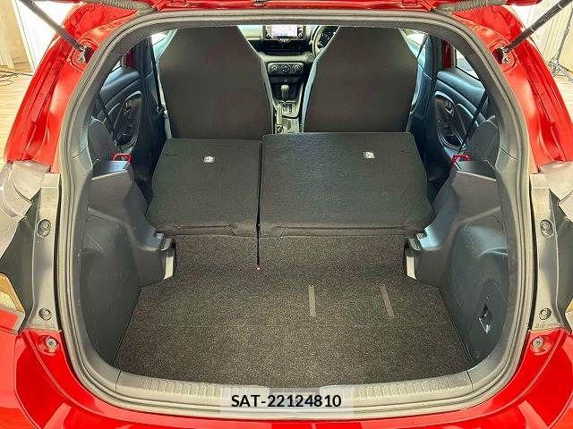 Toyota YARIS 2022-07 7227711-12