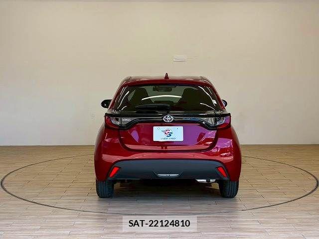 Toyota YARIS 2022-07 7227711-14