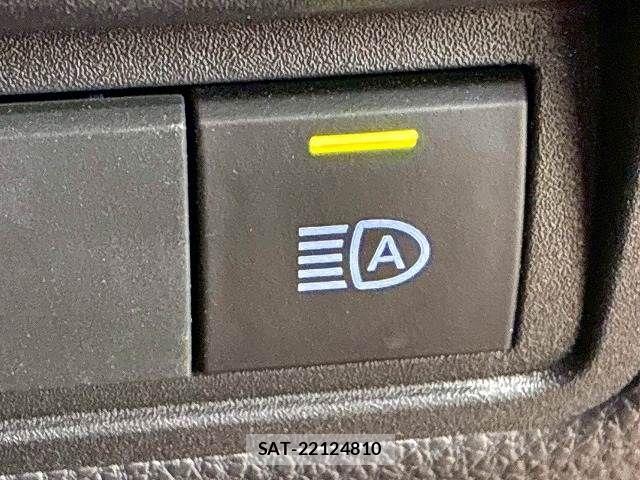 Toyota YARIS 2022-07 7227711-5