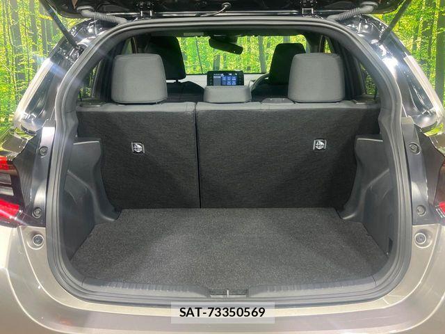 Toyota YARIS 2023-06 7227724-9
