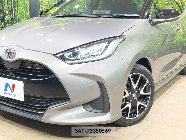 Toyota YARIS 2023-06 7227724-11