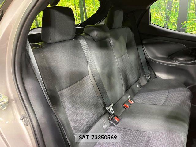 Toyota YARIS 2023-06 7227724-8