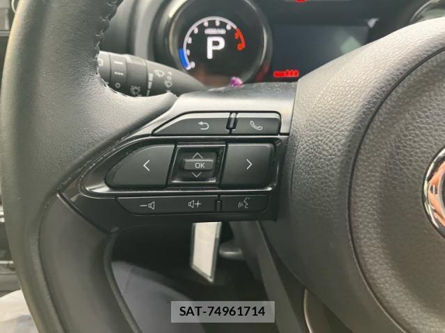 Toyota YARIS 2023-06 7227723-13