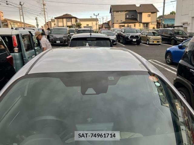 Toyota YARIS 2023-06 7227723-4