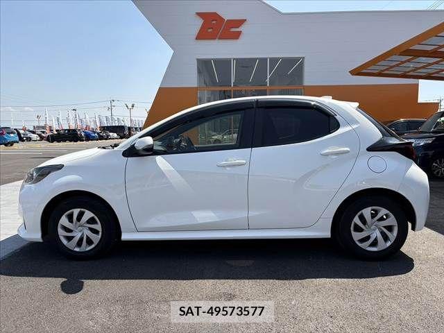 Toyota YARIS 2021-05 7227702-10