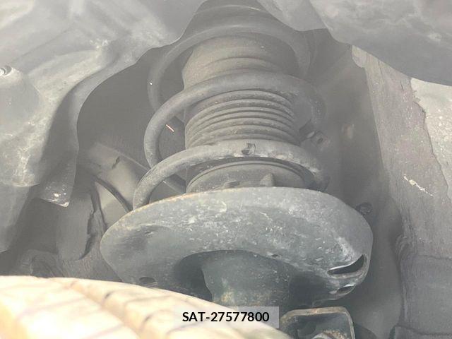 Toyota YARIS 2021-07 7227705-19